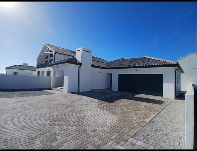 3 BEDROOM HOUSE FOR SALE IN SANDY POINT